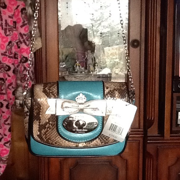 NWT  My FLat In London,leather, chain strap💍💍💍 - Picture 6 of 8